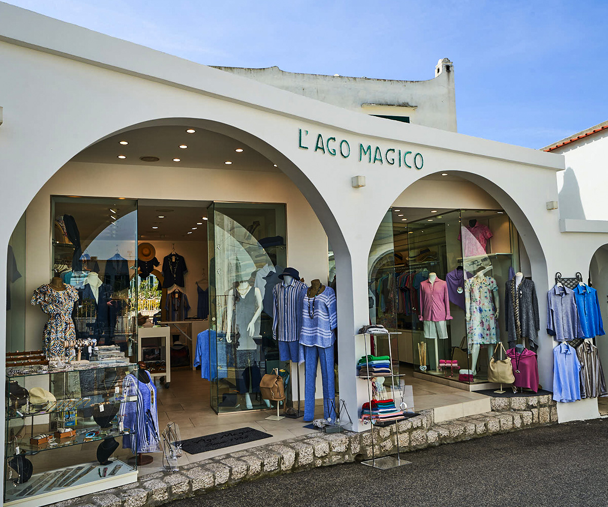 L'Ago Magico - Guide Of Capri